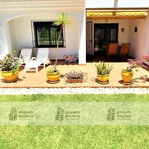 https://pueblo-del-parque-2-piscina-terraza-y-jardin.es-andalucia.com
