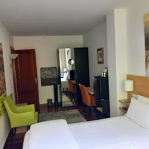  Accommodatie bij particulieren Arena Con Plaza De Garaje